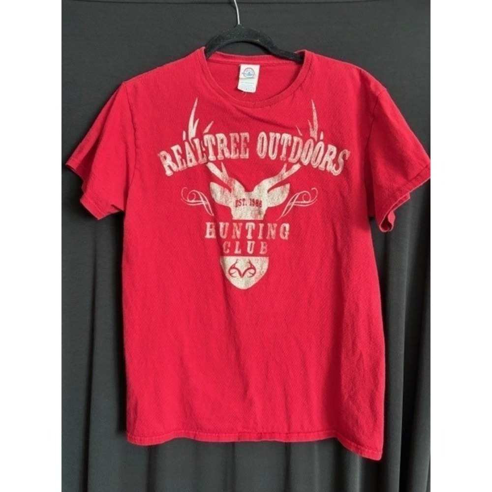 Women's Red Realtree T Shirt Size M